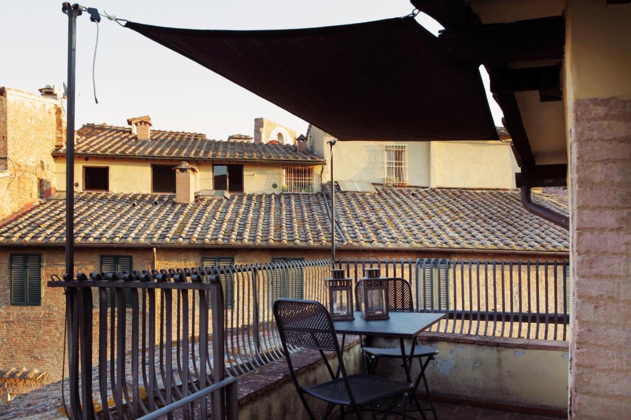 La Costarella - Central With Cozy Terrace Siena Kültér fotó